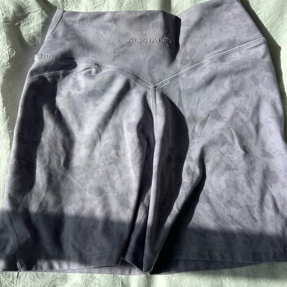 Alphalete power surface shorts - Picture 4 of 9